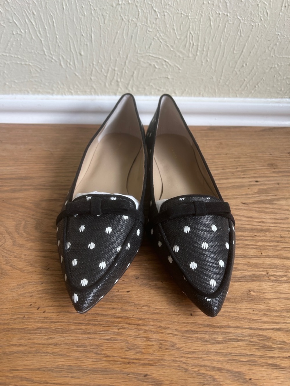 Ann Taylor Black and White Polka Dot Pointed Flats